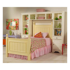 Splash of Color Panel Headboard in Buttercup Yellow by Riverside Furniture | 112A