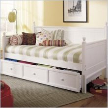 Fashion Bed Group B50C43 Casey Twin Size Daybed in White without Trund