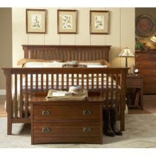 Mastercraft Collections Prairie Mission Solid Oak Slat Bed in Rubbed Oak Finish Size: Queen
