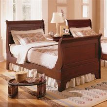 Chateau Royale Queen Size Sleigh Bed by Kincaid Furniture