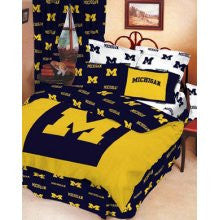 Michigan Wolverines Bed in A Bag Queen with Team Color Sheets