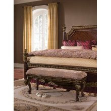 Pulaski Del Corto Uphoilstered Bed Bench