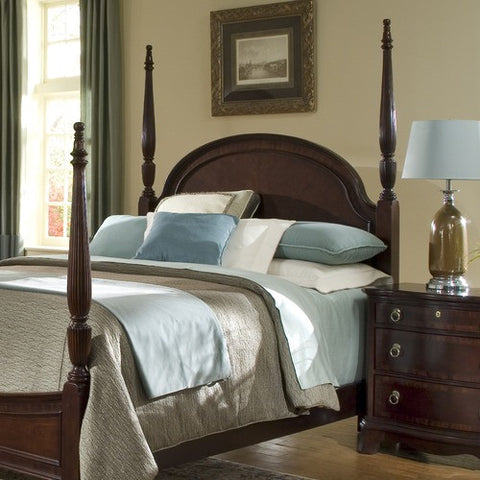 Ferron Court High-Low Poster Headboard in Dark Brunette by Broyhill | 4595-260 / 4595-262