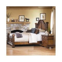 Larkspur Low Poster Bed in Distressed Burnished Caramel by Legacy Classic Furniture | 931-4215 / 931-4216