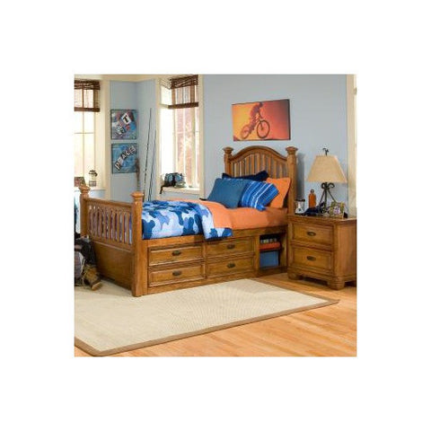Expedition Low Poster Bed by Legacy Classic Furniture | 977-4213 / 977-4214
