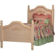 Newport Cottages Taylor Cottage Cape Cod Bed with Bows