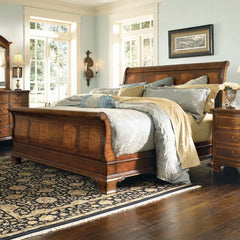 Kentwood Sleigh Bed by Universal Furniture | Kentwood Bedroom Series