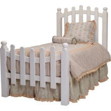 Newport Cottages Taylor Cottage Picket Fence Bed