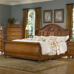 Southern Heritage Sleigh Bed in Chestnut by kathy ireland Home by Vaughan | G327-33 / G327-34