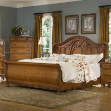 Southern Heritage Sleigh Bed (Chestnut) (King) by Vaughan Furniture