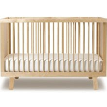 Oeuf Sparrow Crib - in Birch